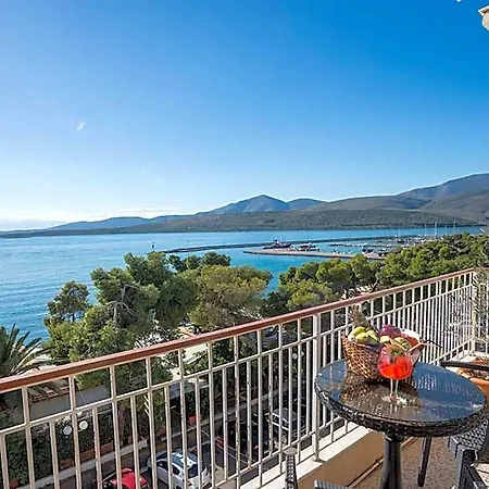Hotel Galini 3*