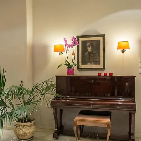 Galini Hotel 3*